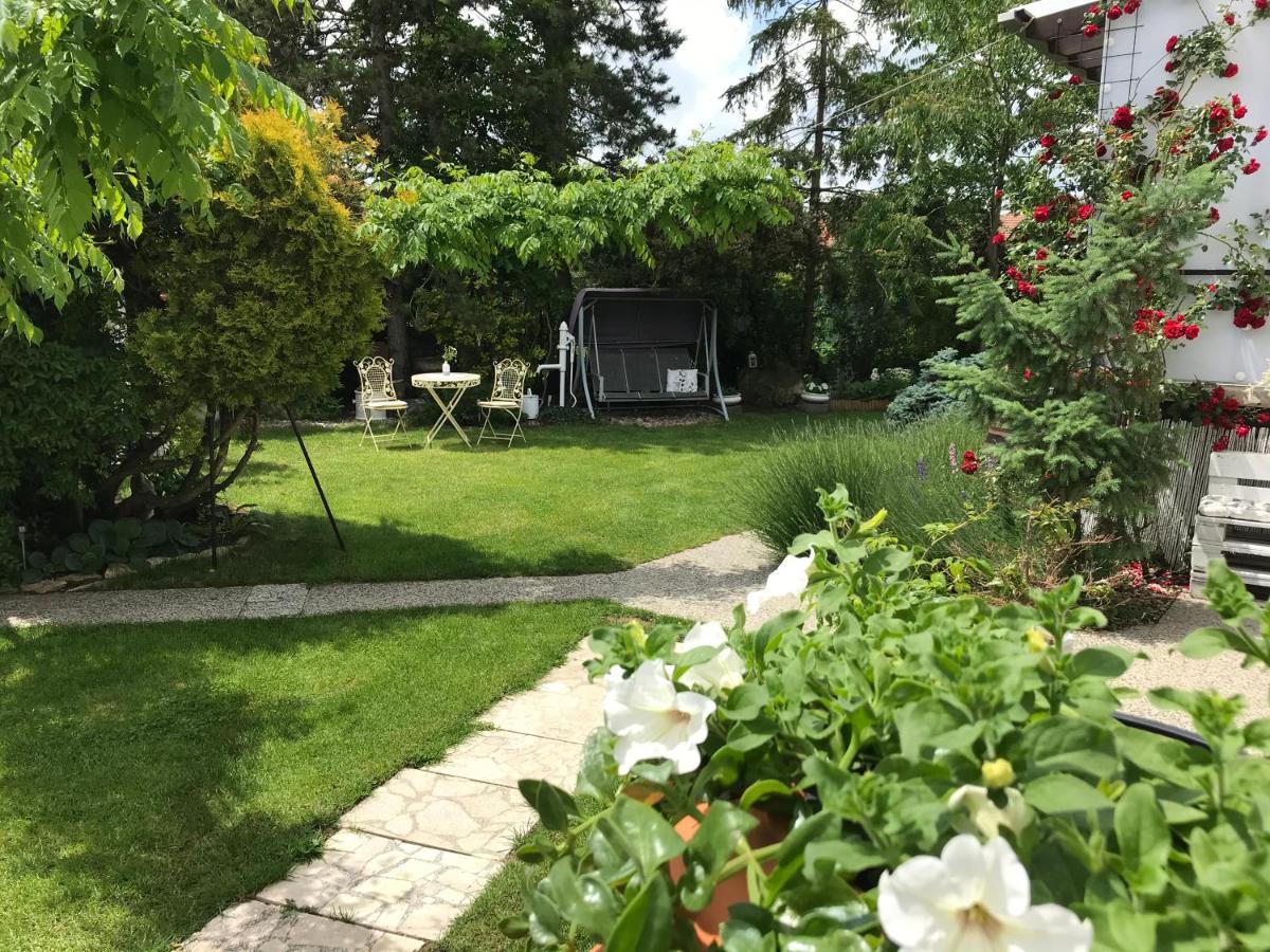 Relaxacni Studio Vera S Ubytovanim Valtice Dış mekan fotoğraf